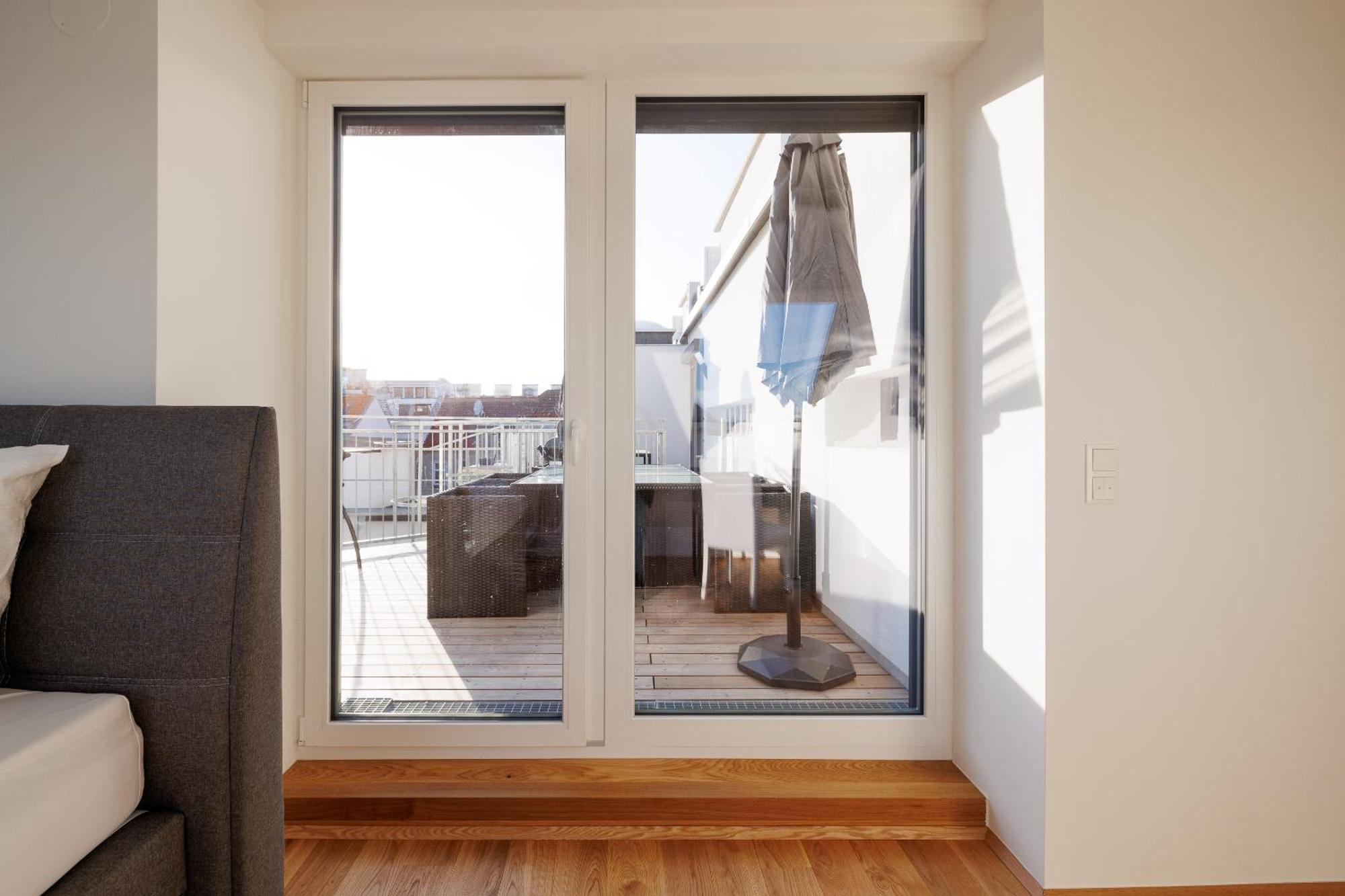 Symphony Apartments 40 - Modern Loft With Terrace And Grill In Central Location فيينا المظهر الخارجي الصورة