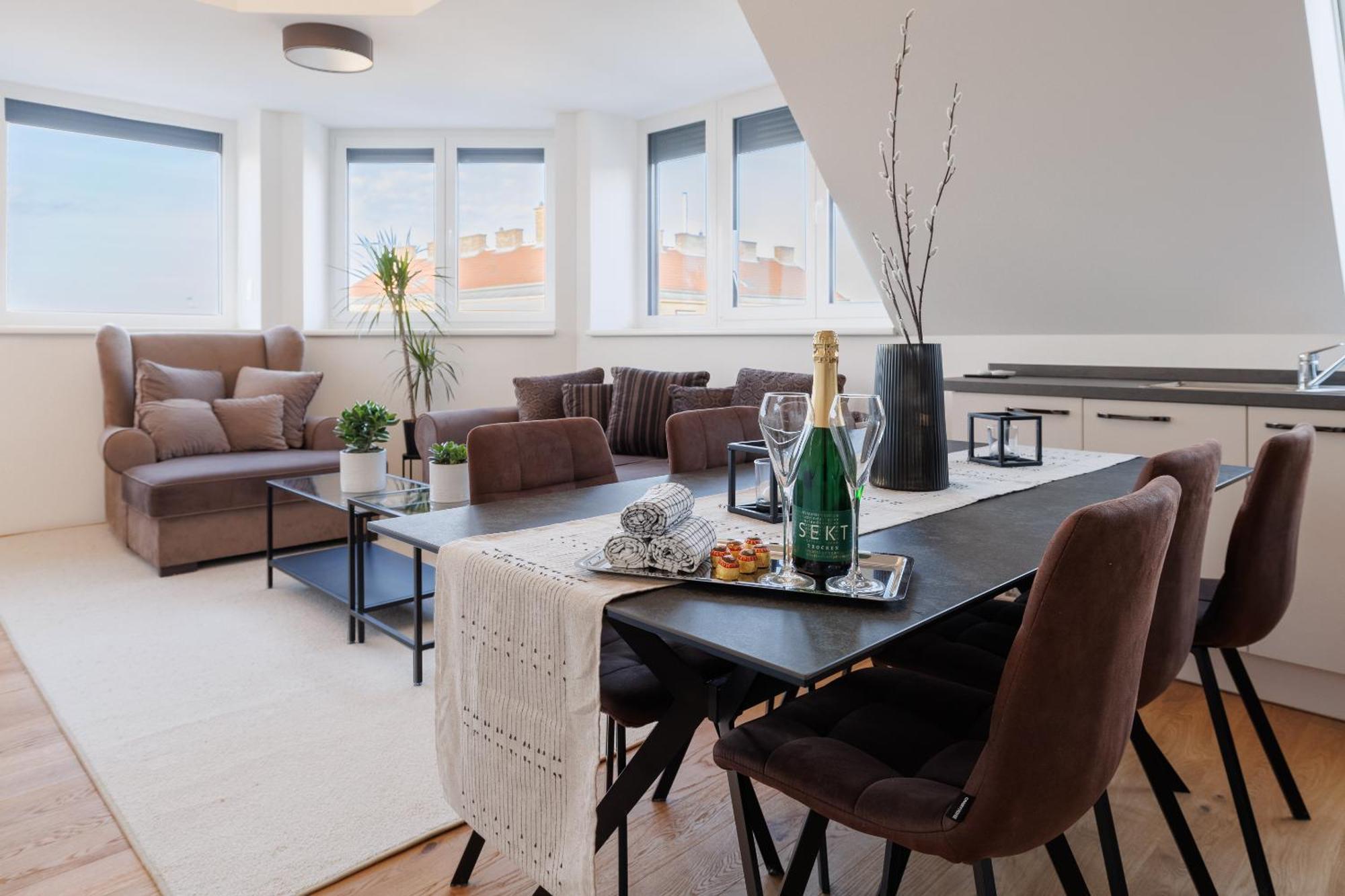 Symphony Apartments 40 - Modern Loft With Terrace And Grill In Central Location فيينا المظهر الخارجي الصورة