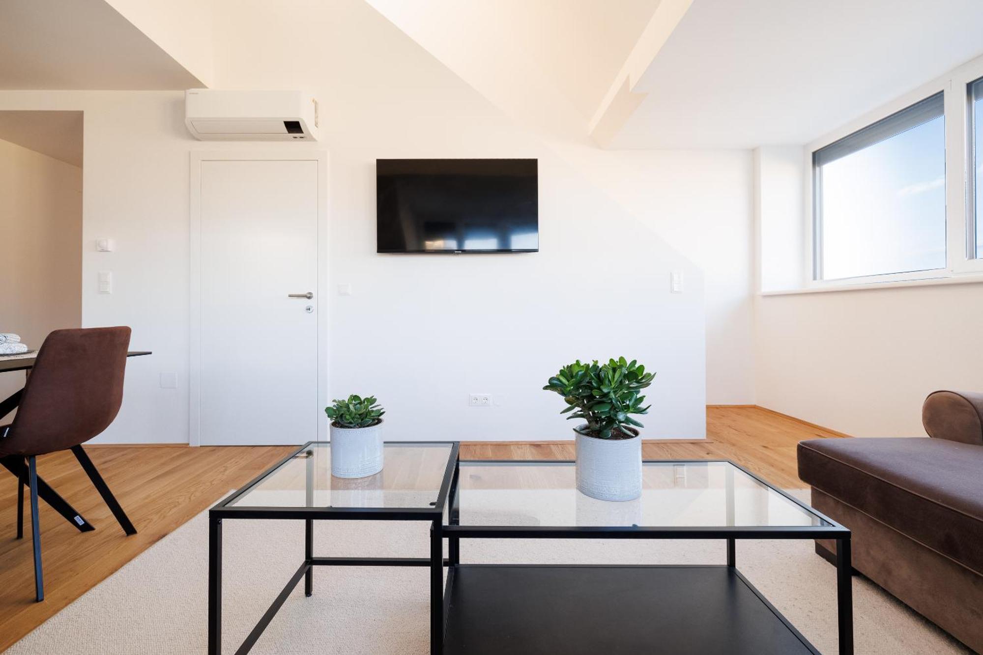 Symphony Apartments 40 - Modern Loft With Terrace And Grill In Central Location فيينا المظهر الخارجي الصورة